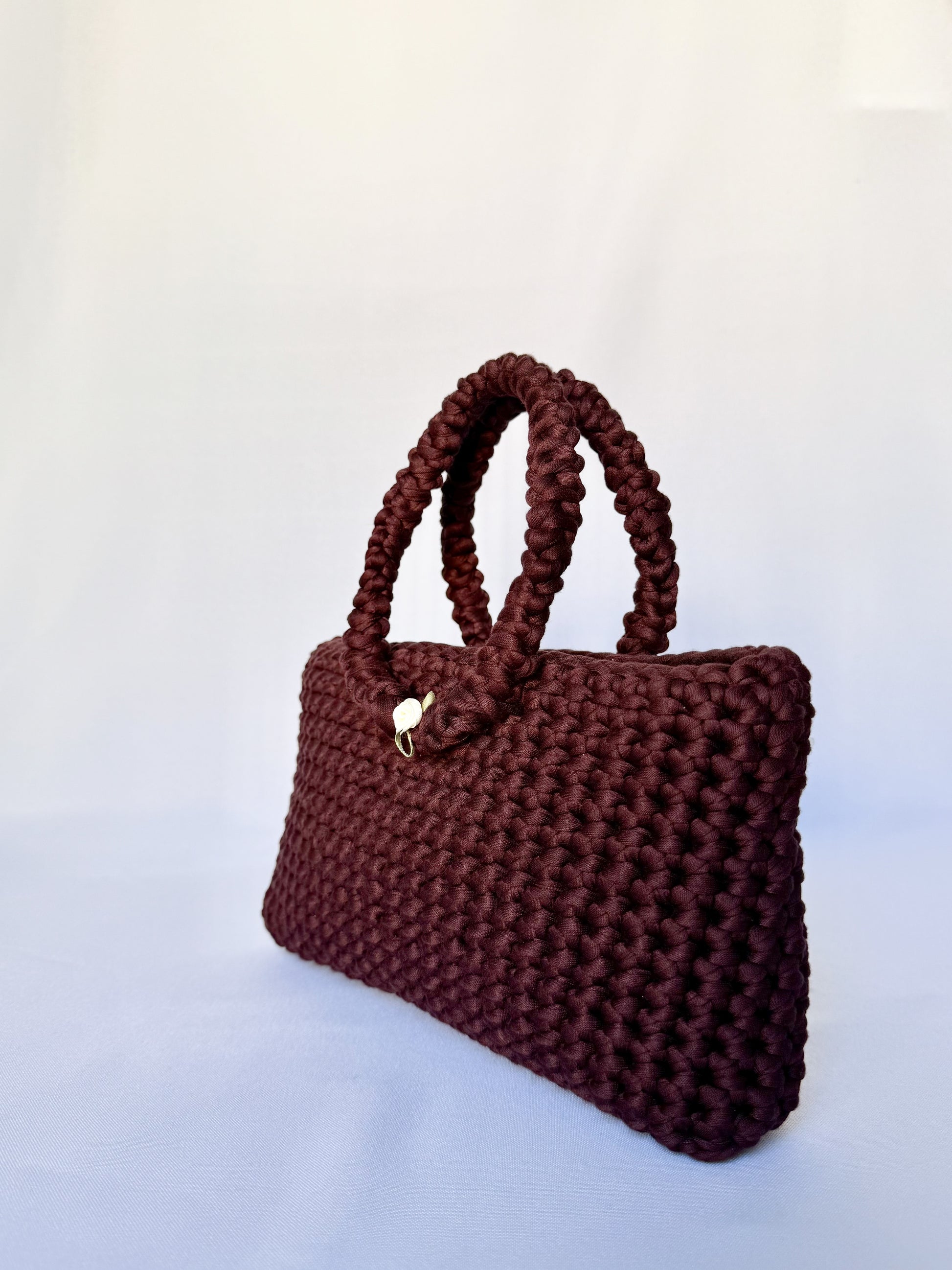 Sac à main en crochet marron