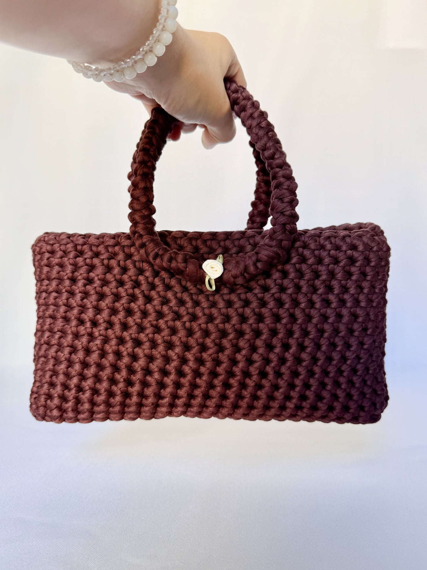 Sac à main en crochet marron luxe
