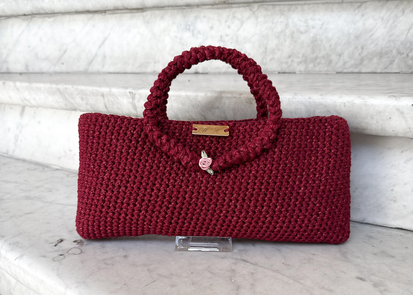 Sac à main en crochet rouge