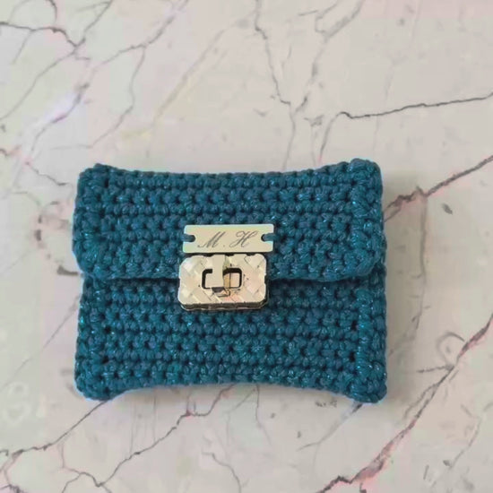 porte monnaie en crochet bleu